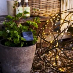 Knirke LED Med Solar Sirius Knirke Solar 80 LED, 7,9m Lang